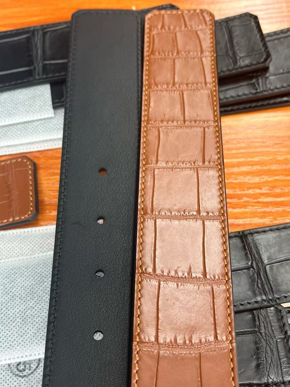 crocodile leatherMen's Brown and Black Leather Belt - Classic Two-Tone Design